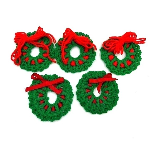 Other - Set of 5 Vintage Handmade Crocheted Christmas Wreaths Ornaments‎ Red Green Mini